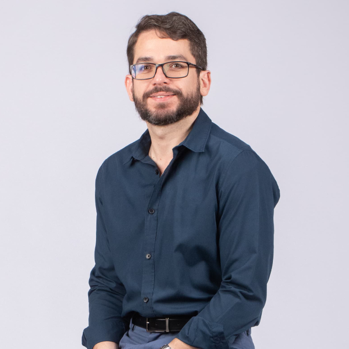 Jos&eacute; L&oacute;pez Mena